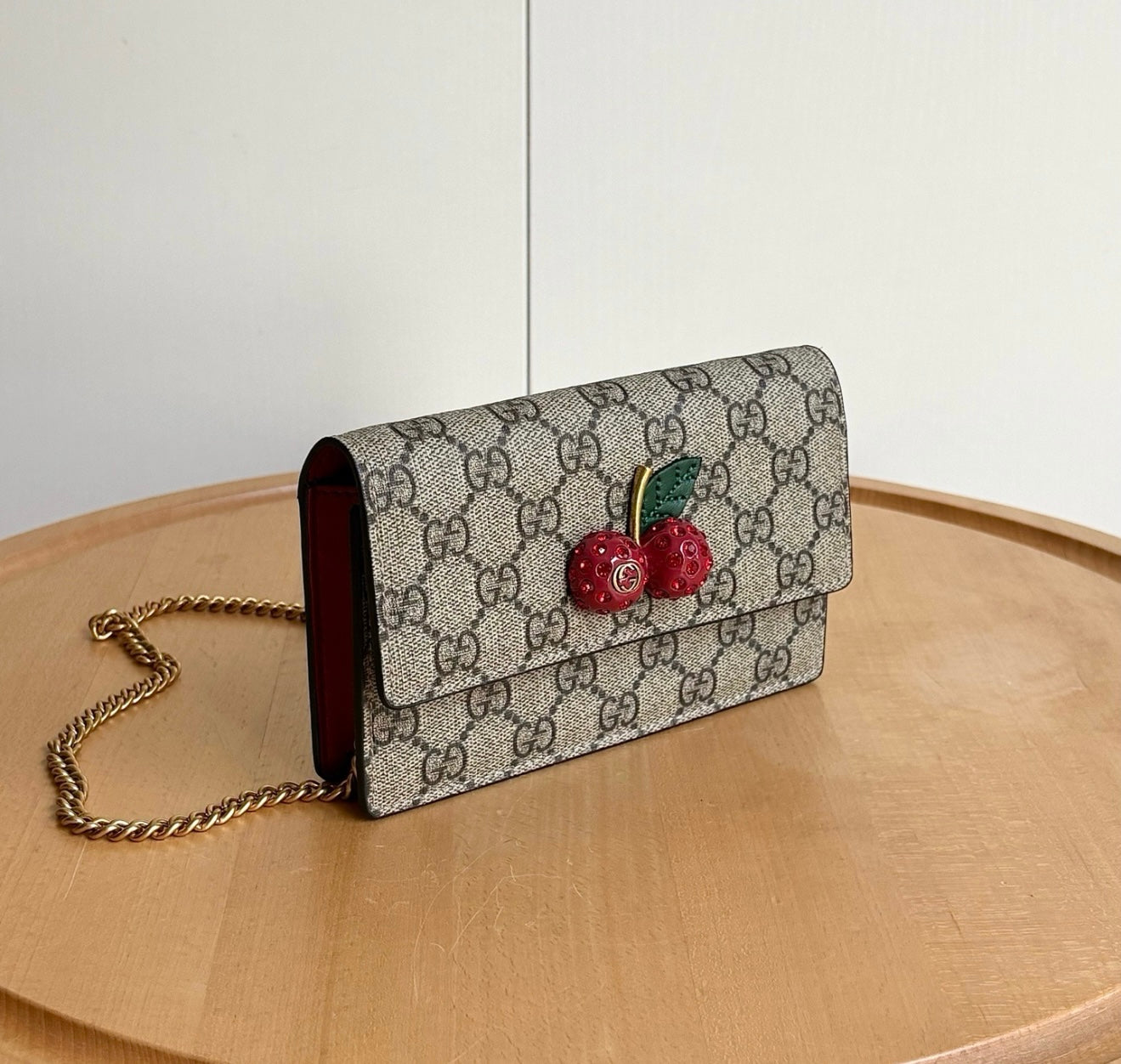 Cherry GG crossbody bad