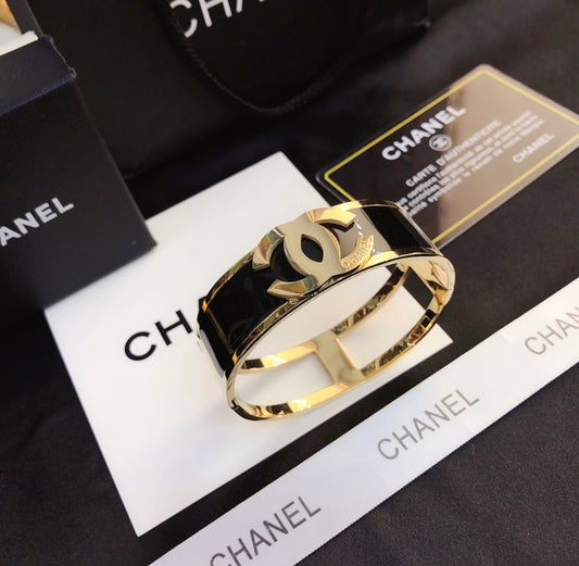 C Bracelet