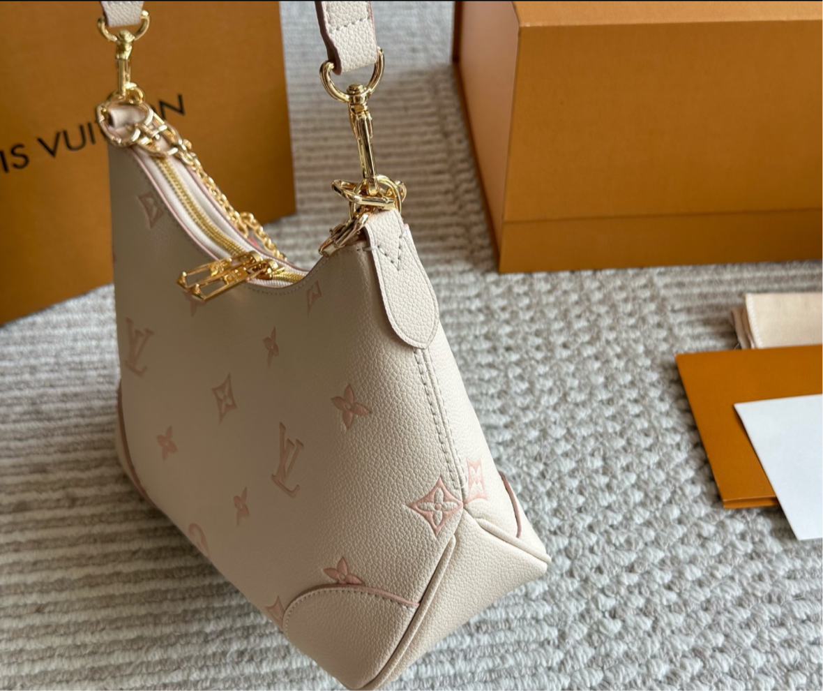 L Rosacrema ( crossbody/ shoulder )