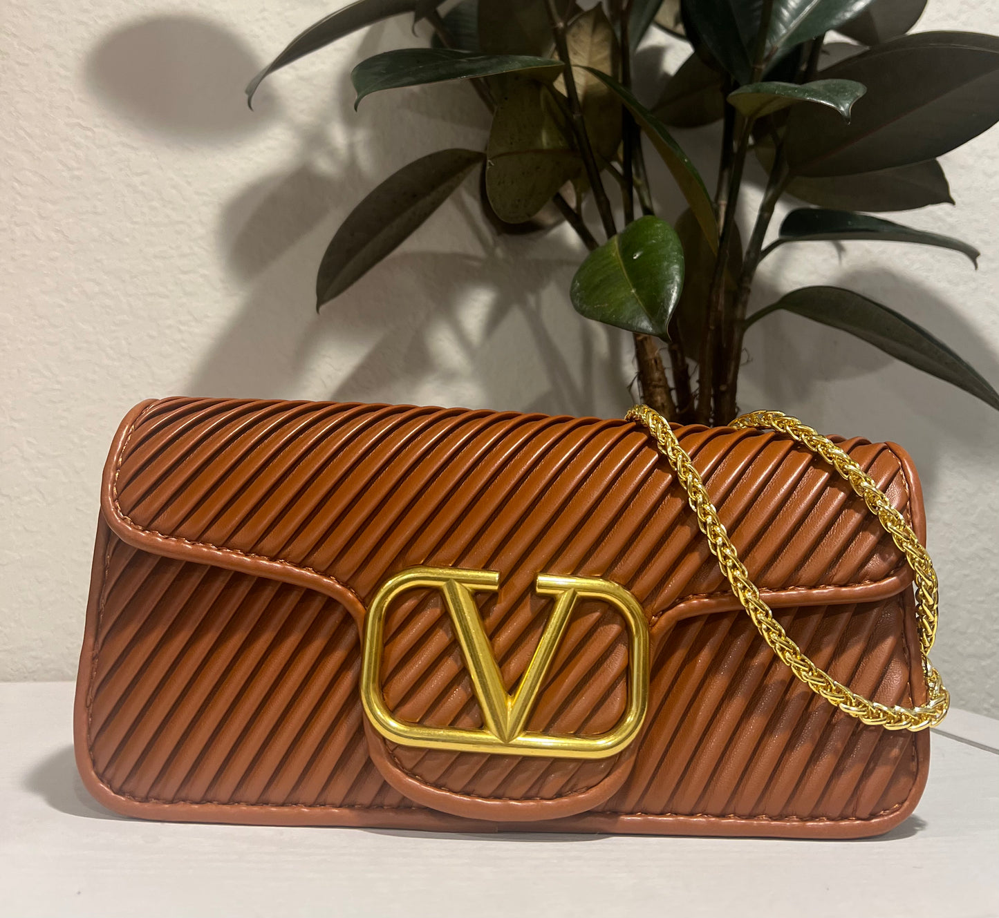 V Bag (crossbody)