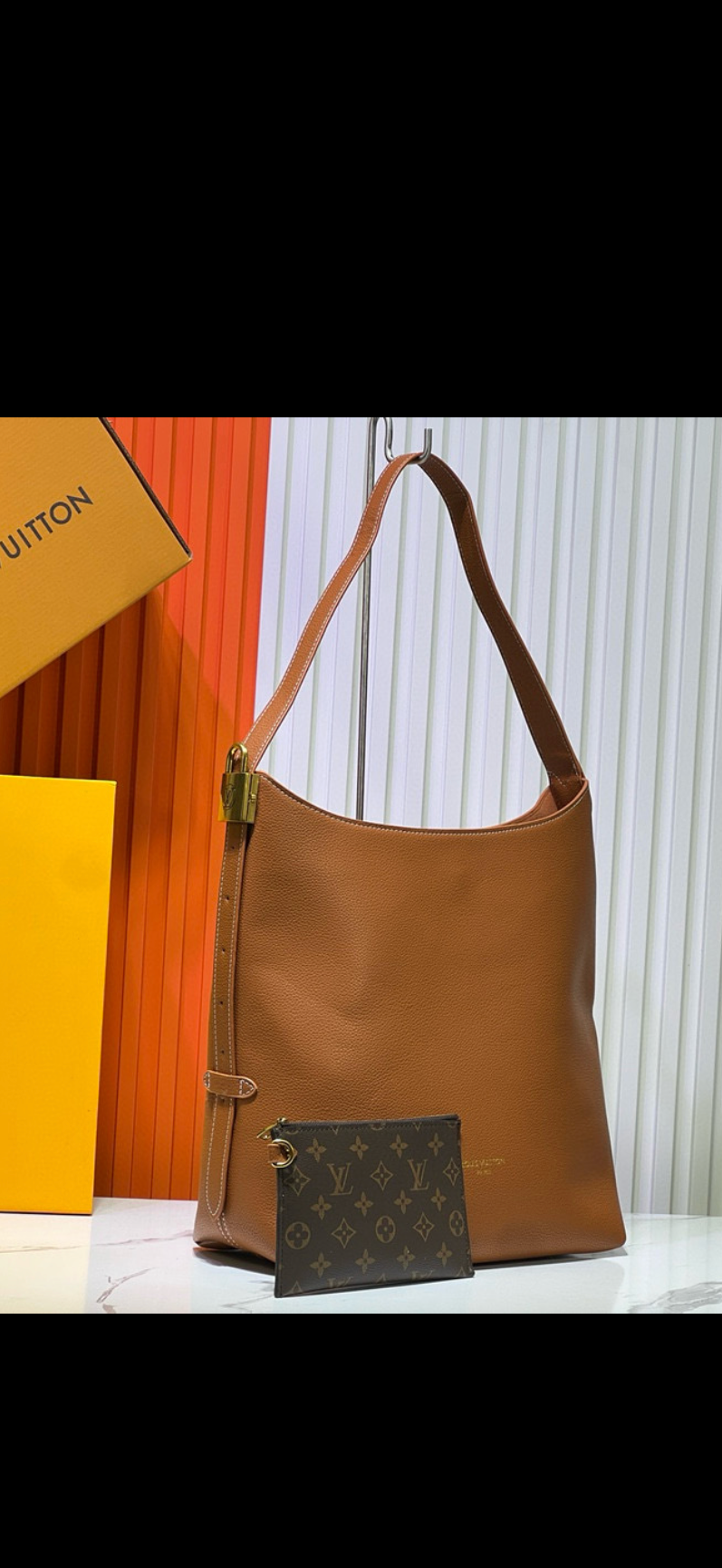 Shoulder bag