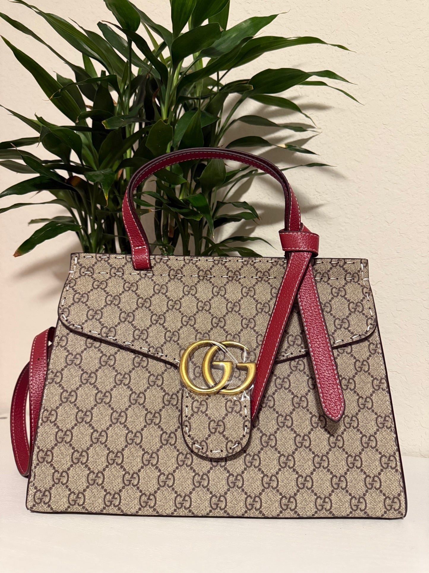 G (crossbody